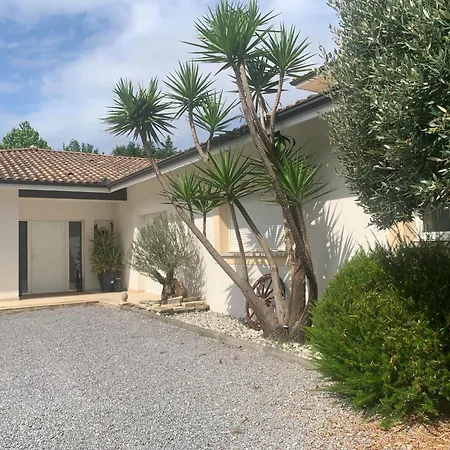 Villa Dans Parc Arbore *