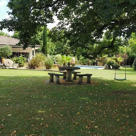Dans Parc Arbore Villa *